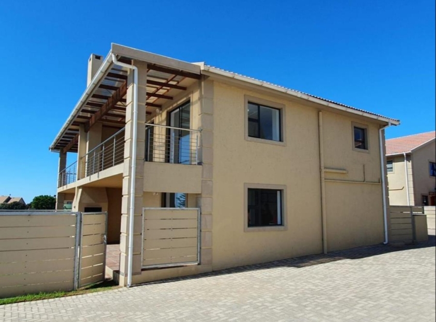 3 Bedroom Property for Sale in Mossel Bay Ext 15 Western Cape
